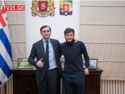 ხვიჩა კვარაცხელია